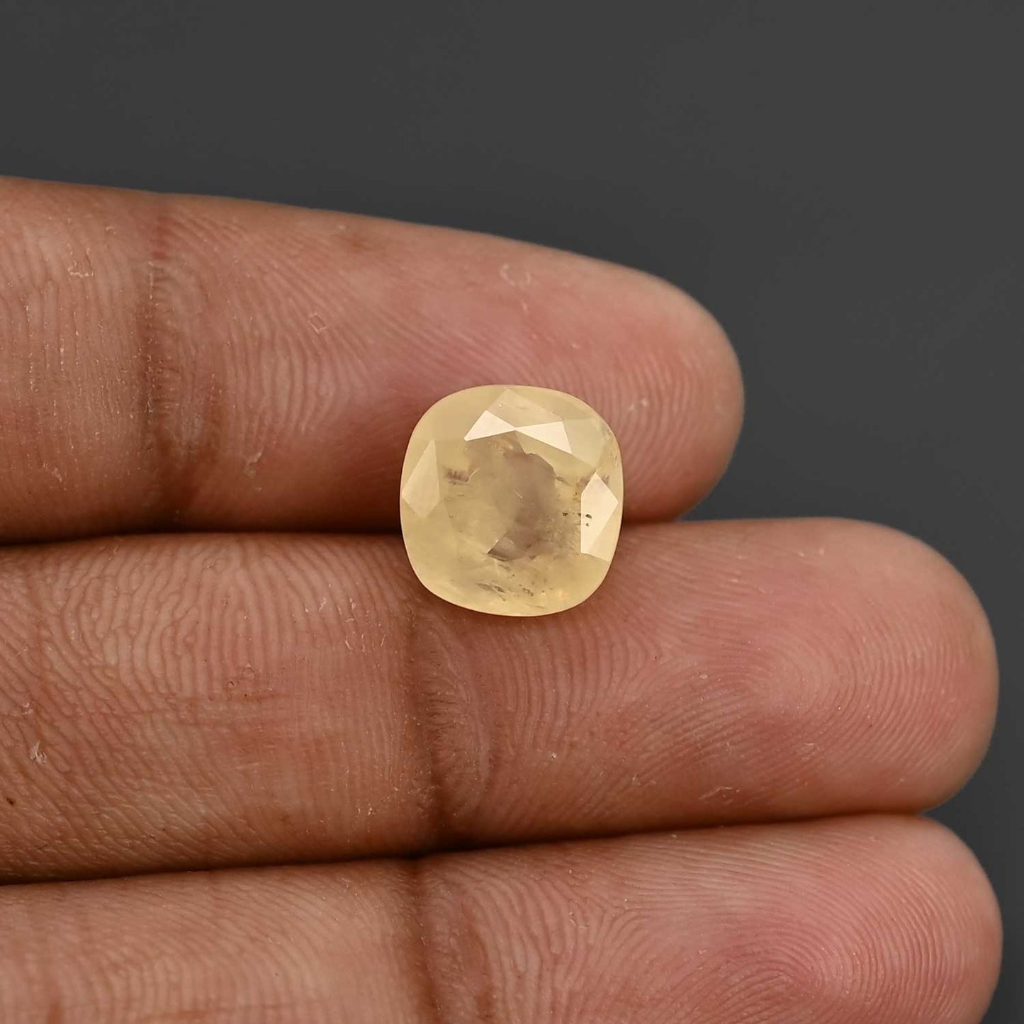 Ceylon Yellow Sapphire Carat 6.25