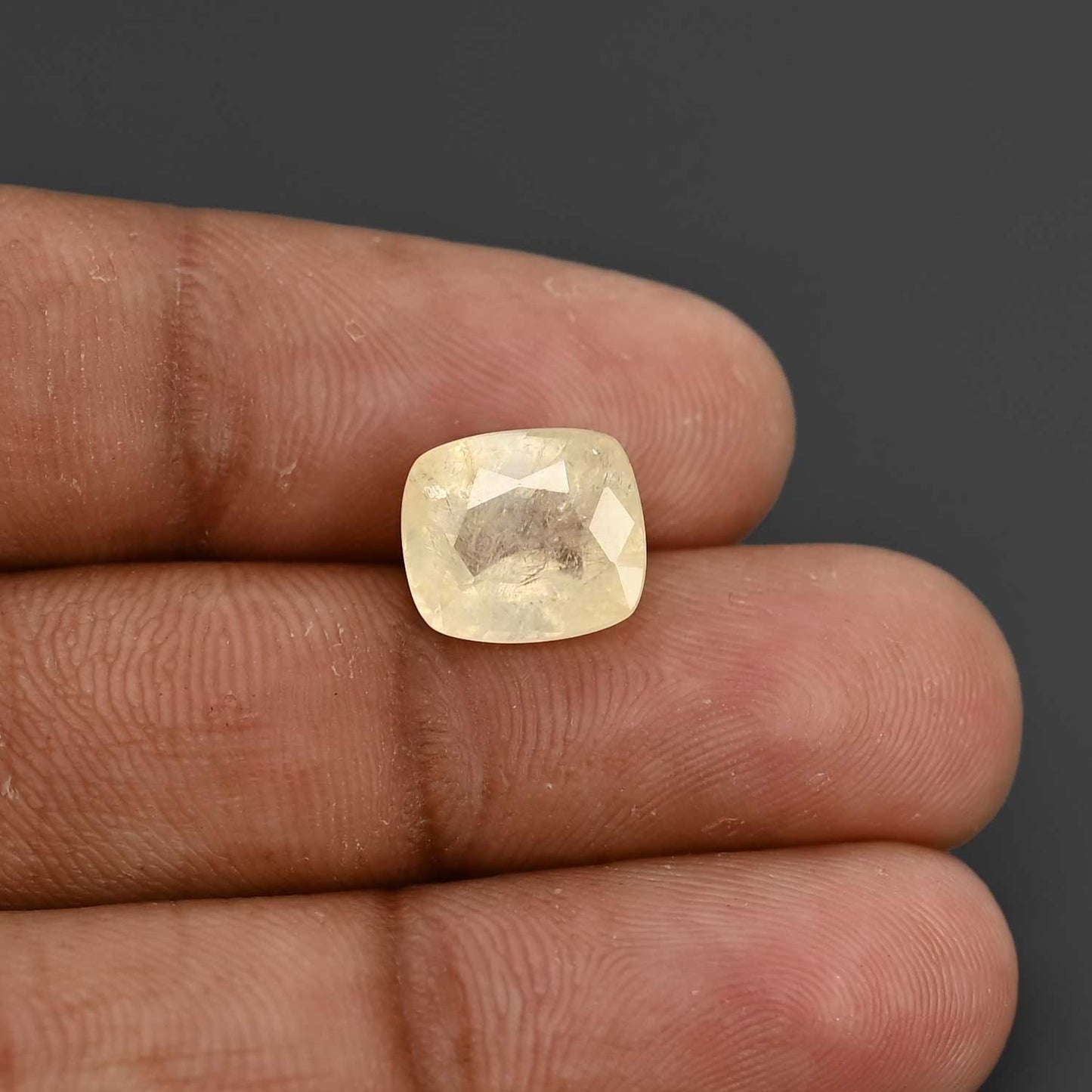 Ceylon Yellow Sapphire Carat 5.75