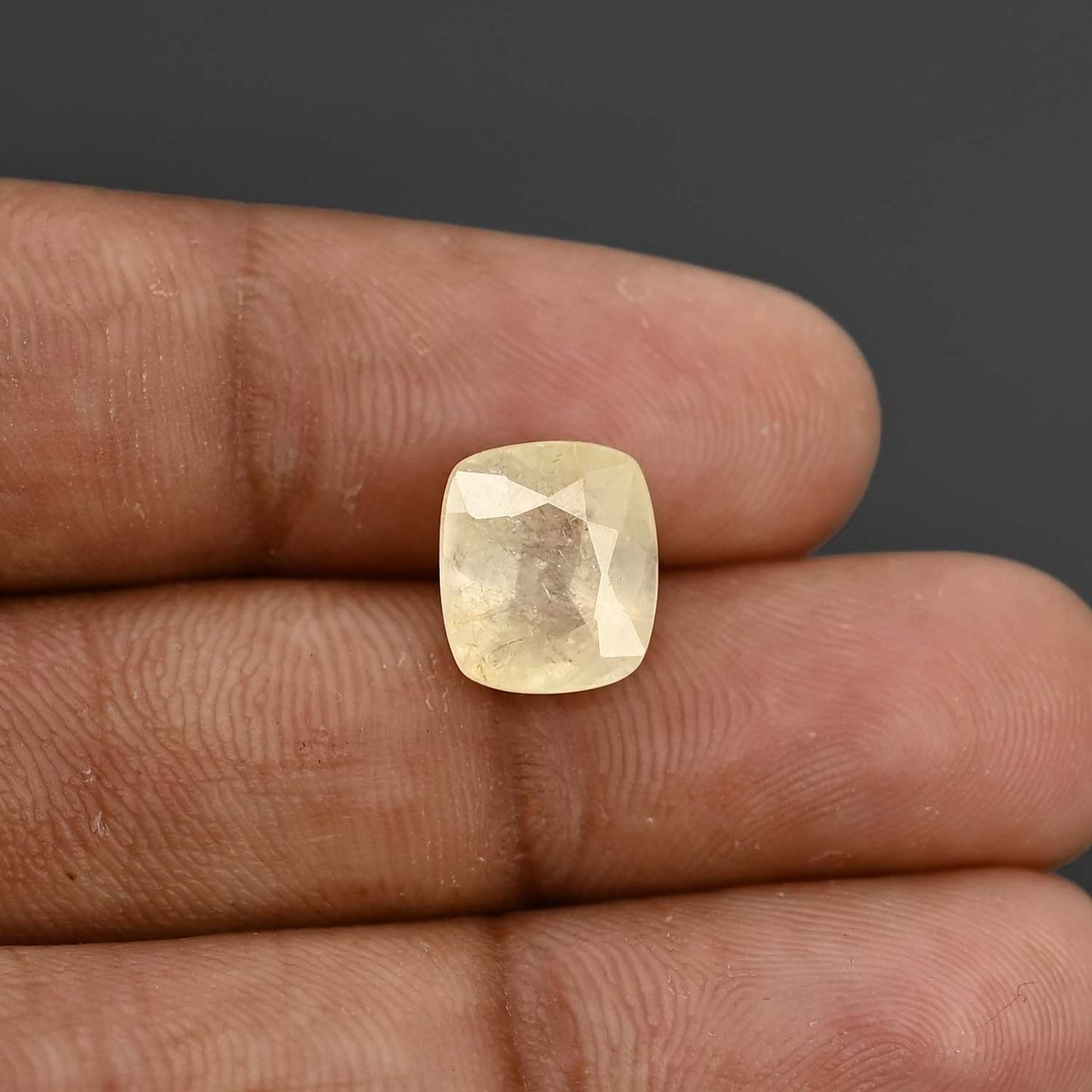 Ceylon Yellow Sapphire Carat 5.75