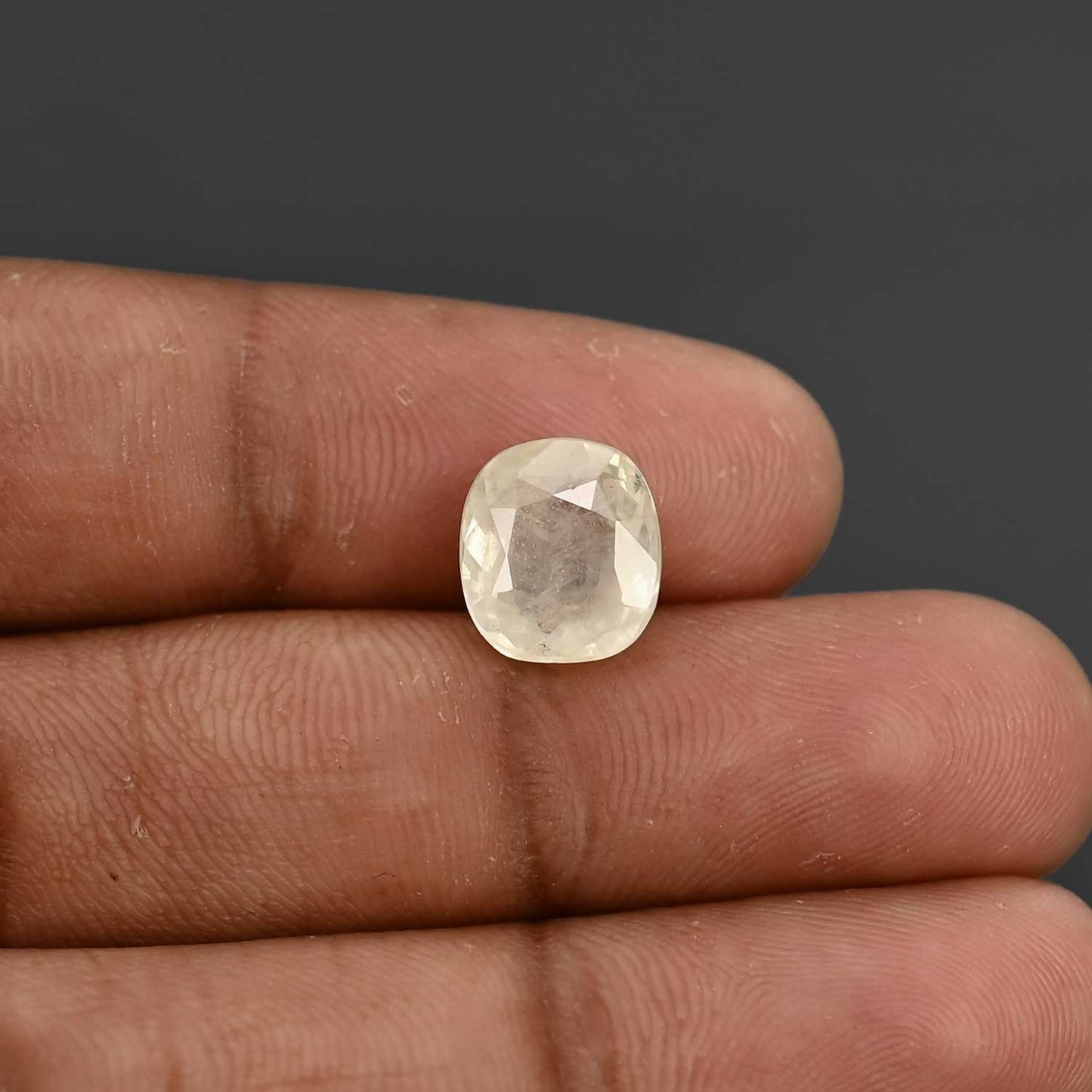 Ceylon Yellow Sapphire Carat 5.74