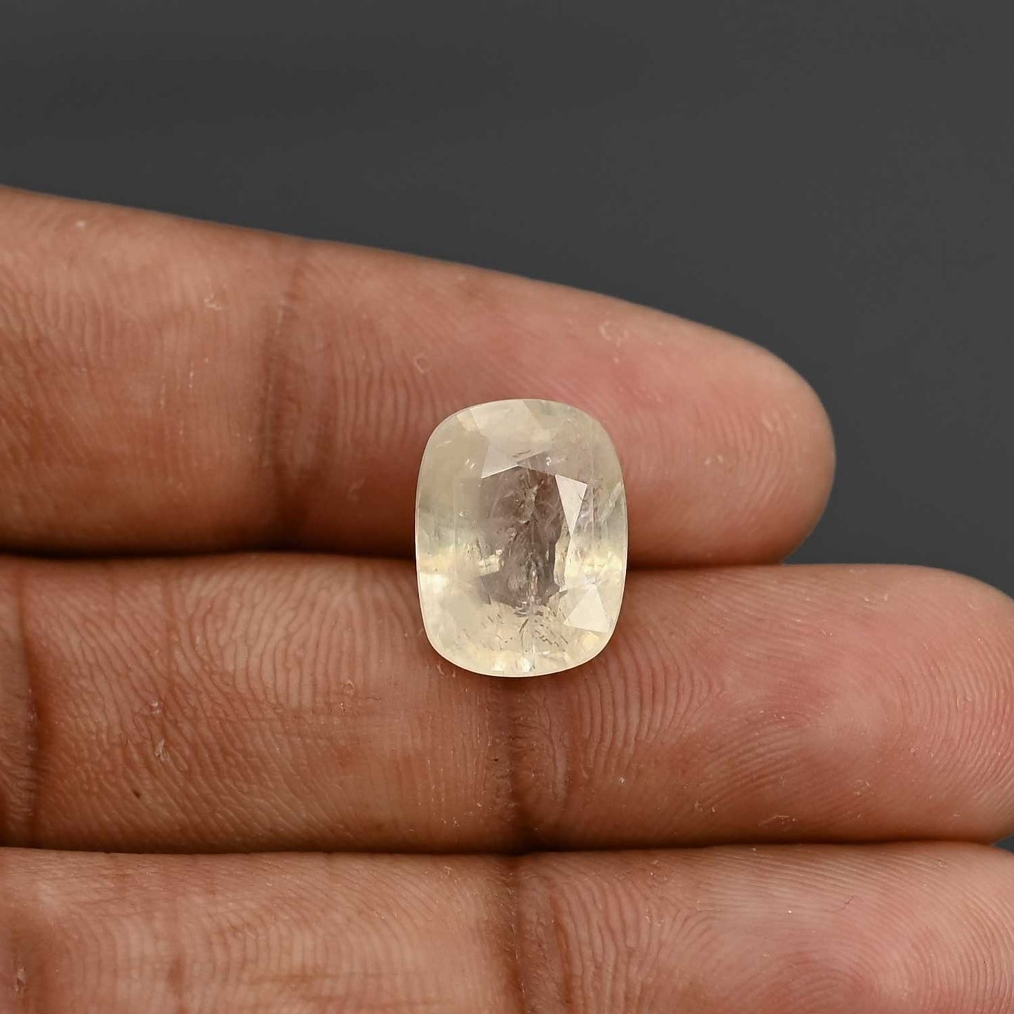 Ceylon Yellow Sapphire Carat 9.61