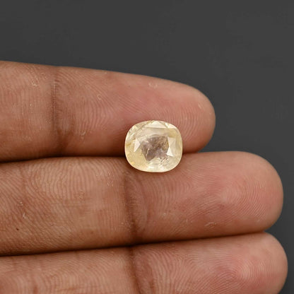 Ceylon Yellow Sapphire Carat 4.7