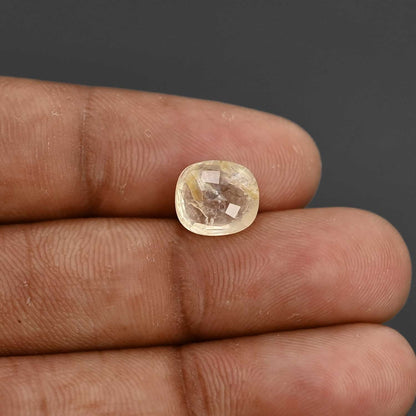 Ceylon Yellow Sapphire Carat 4.7