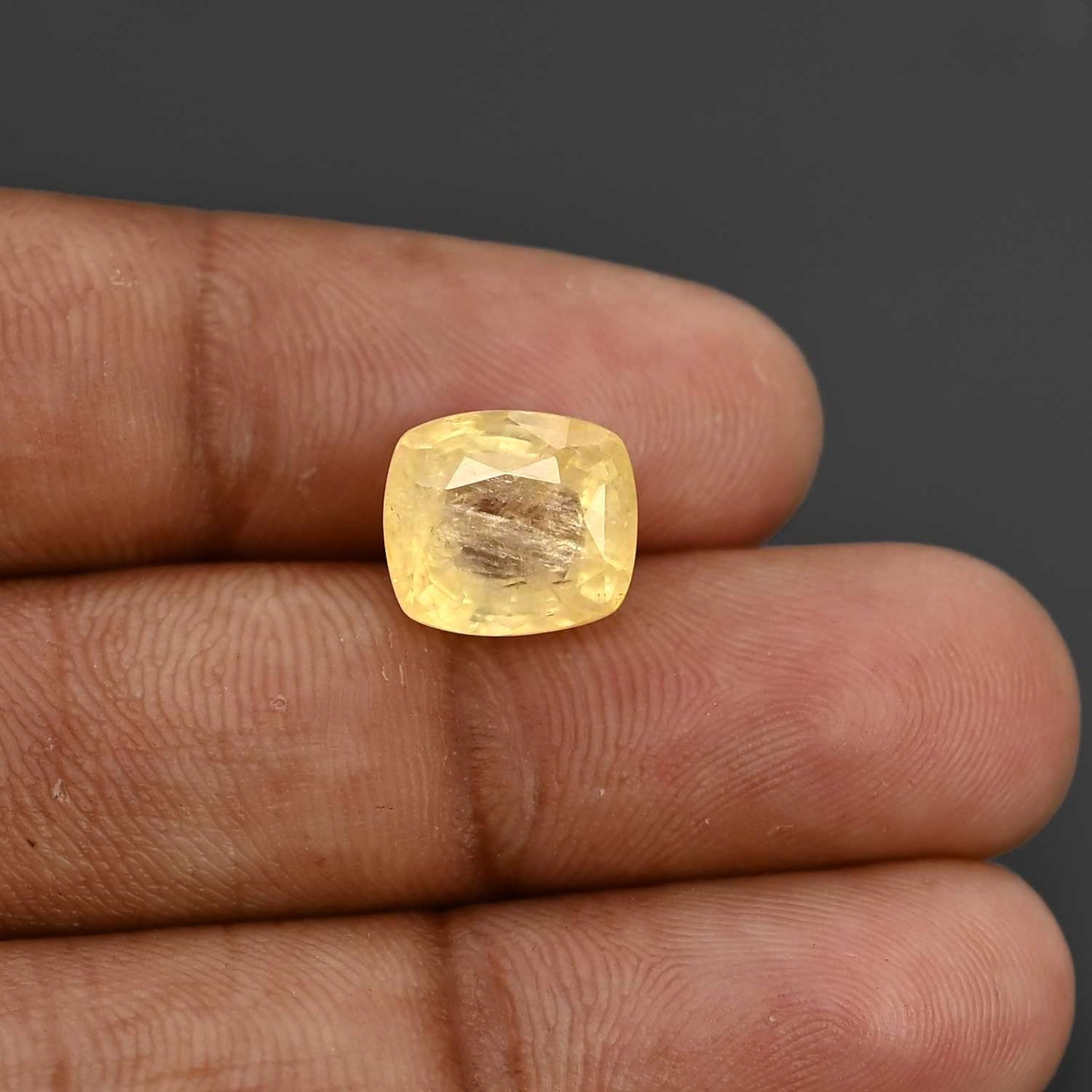 Ceylon Yellow Sapphire Carat 7.3