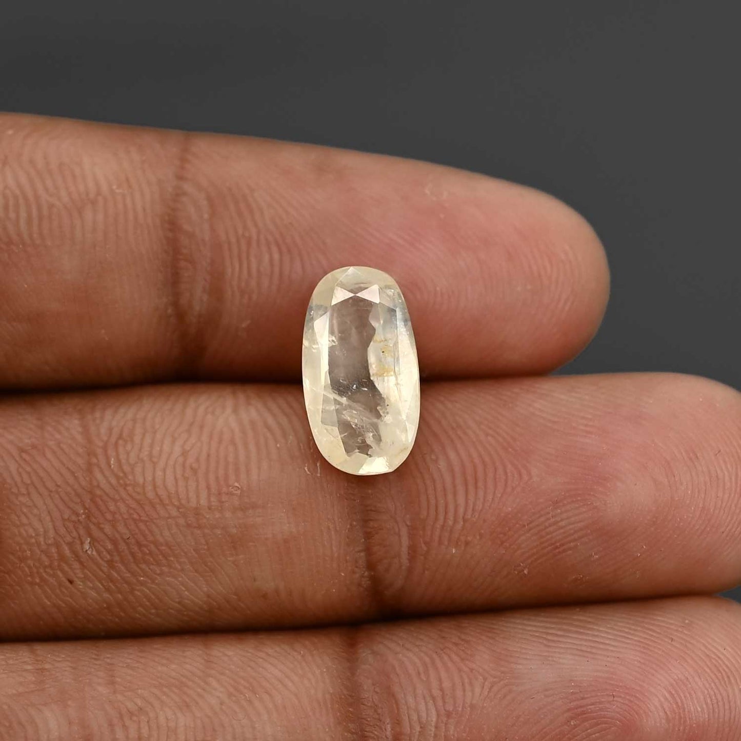 Ceylon Yellow Sapphire Carat 4.82