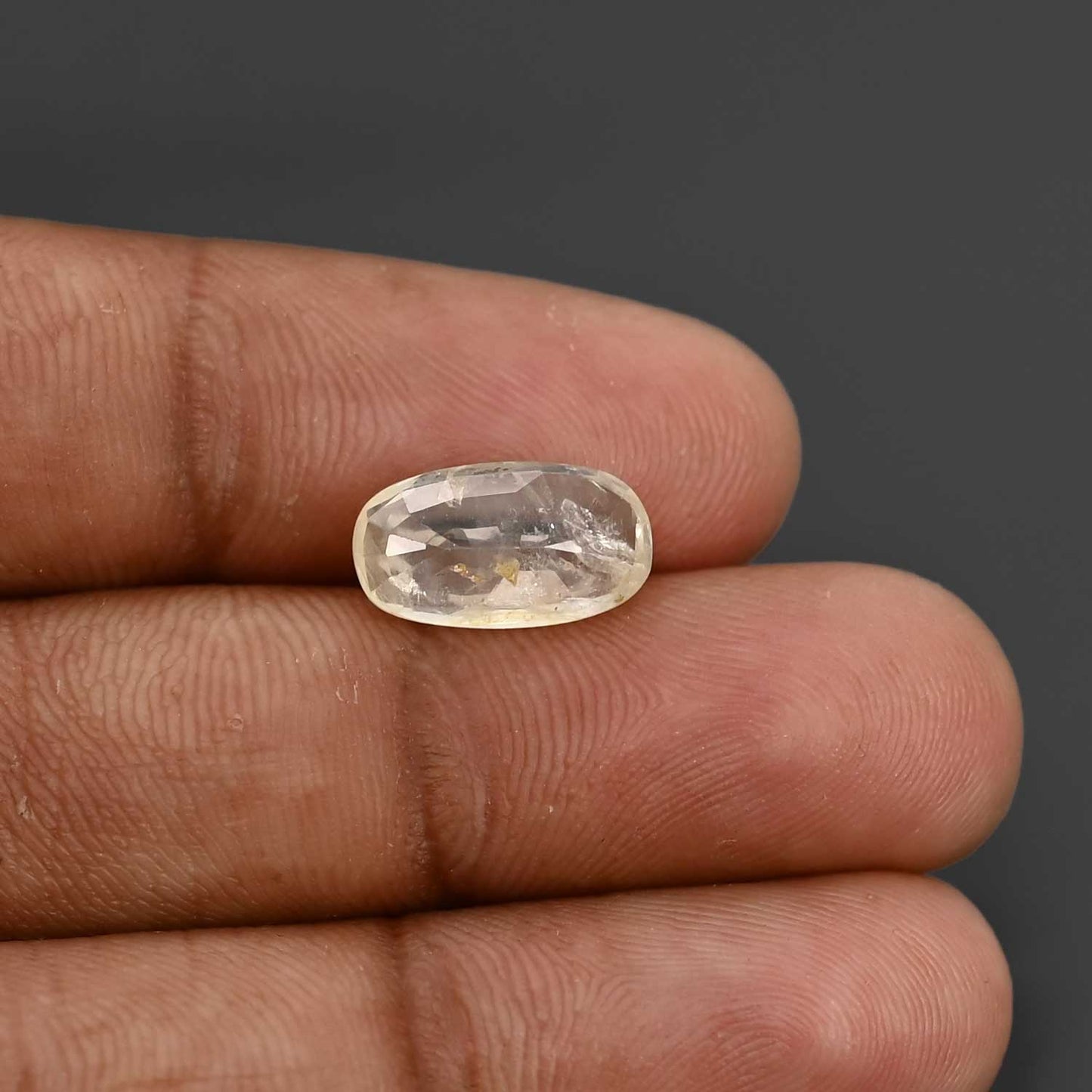 Ceylon Yellow Sapphire Carat 4.82