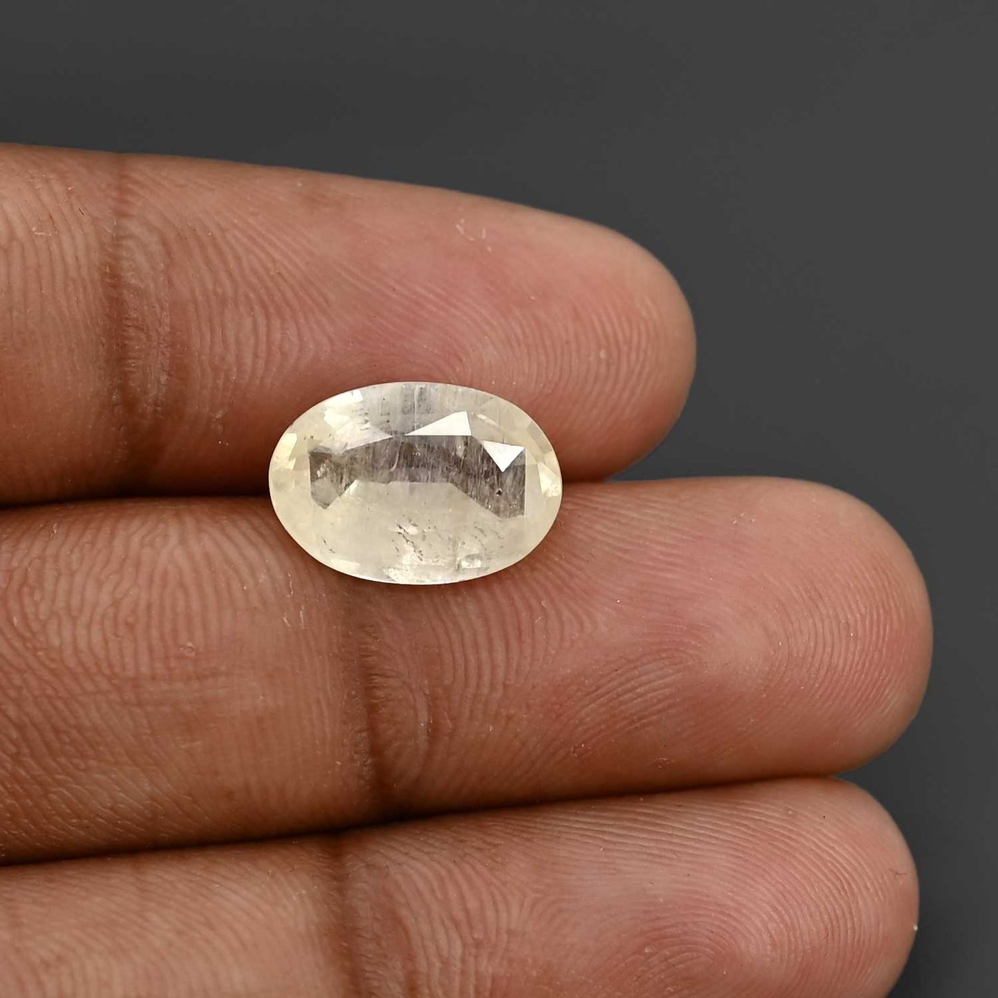 Ceylon Yellow Sapphire Carat 6.71