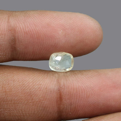 Ceylon Yellow Sapphire - 2.77 Carat