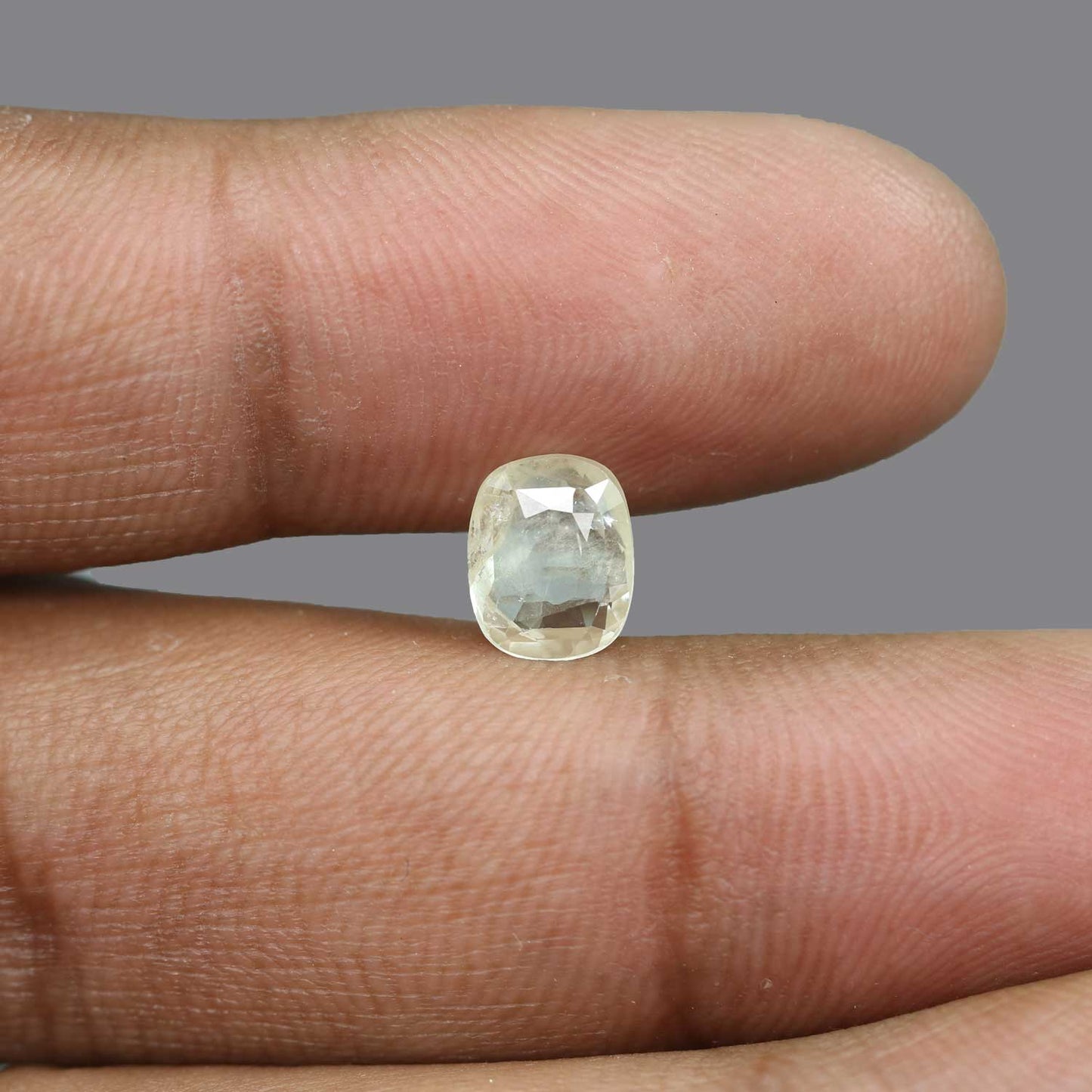 Ceylon Yellow Sapphire - 2.77 Carat