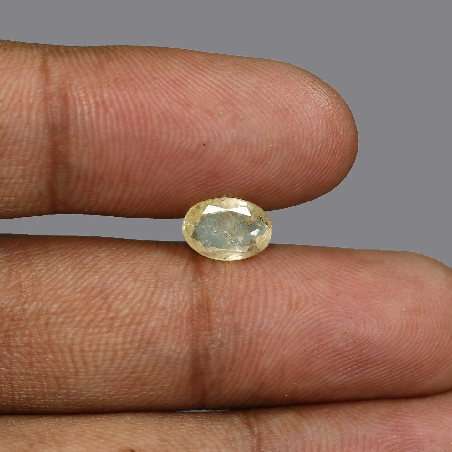 Ceylon Yellow Sapphire - 2.59 Carat