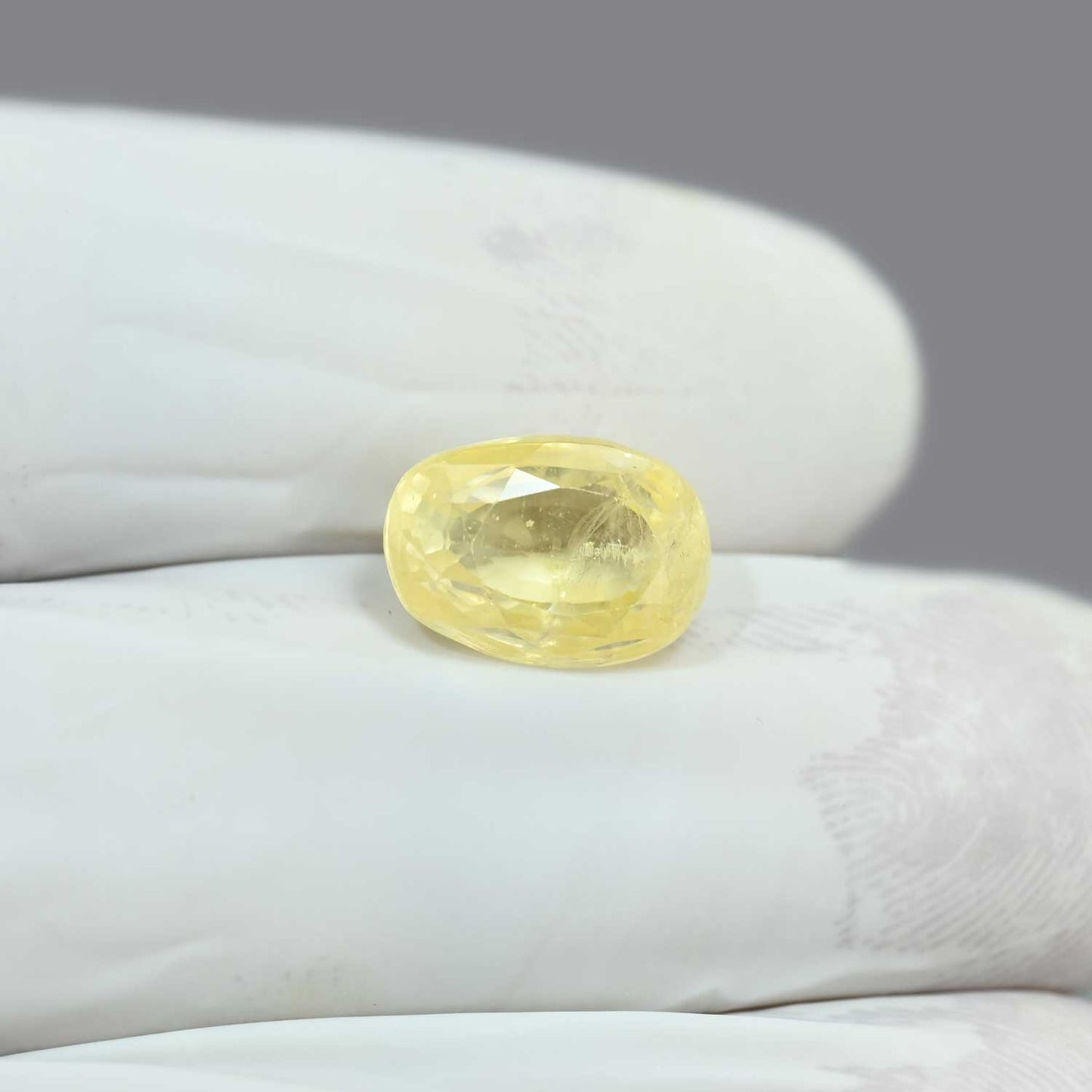Yellow Sapphire Stone - 5.31 Carat