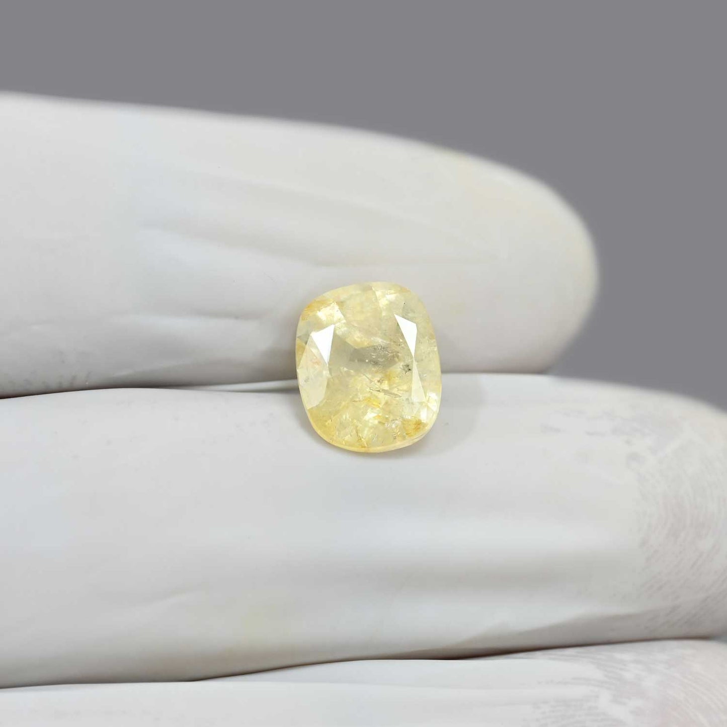 Yellow Sapphire Stone - 4 Carat