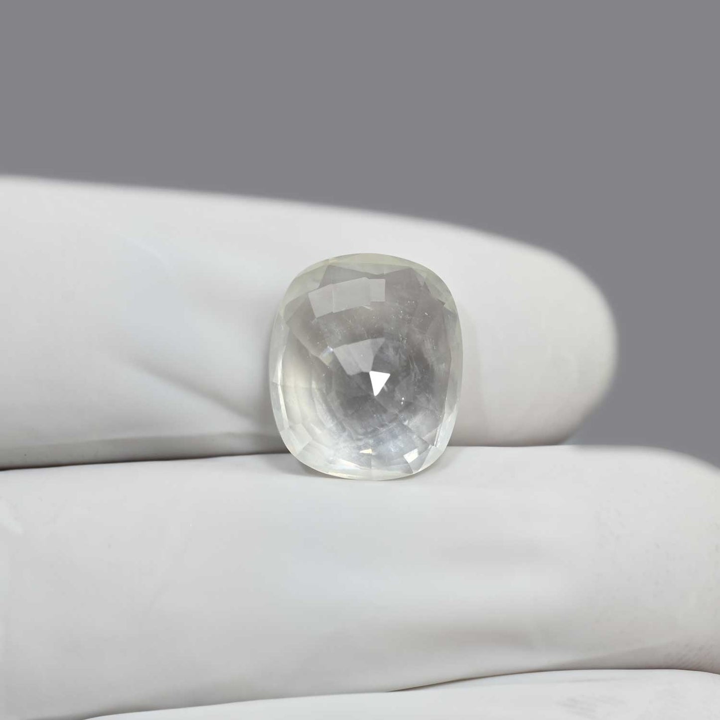 Yellow Sapphire (Pukhraj) - 8.98 Carat