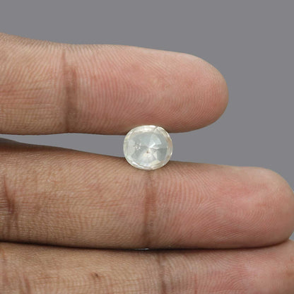 Ceylon Yellow Sapphire - 4.63 Carat