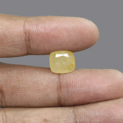 Yellow Sapphire (Pukhraj) - 8.64 Carat