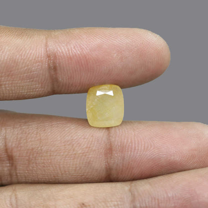 Yellow Sapphire (Pukhraj) - 8.64 Carat