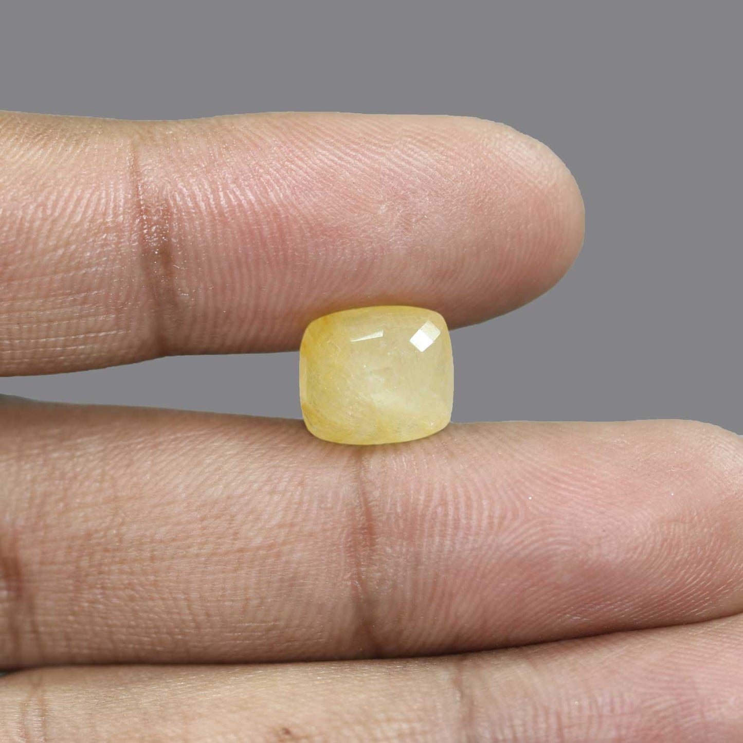 Yellow Sapphire (Pukhraj) - 8.64 Carat