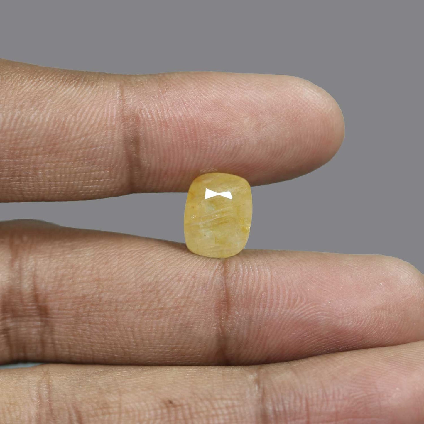 Yellow Sapphire (Pukhraj) - 7.7 Carat