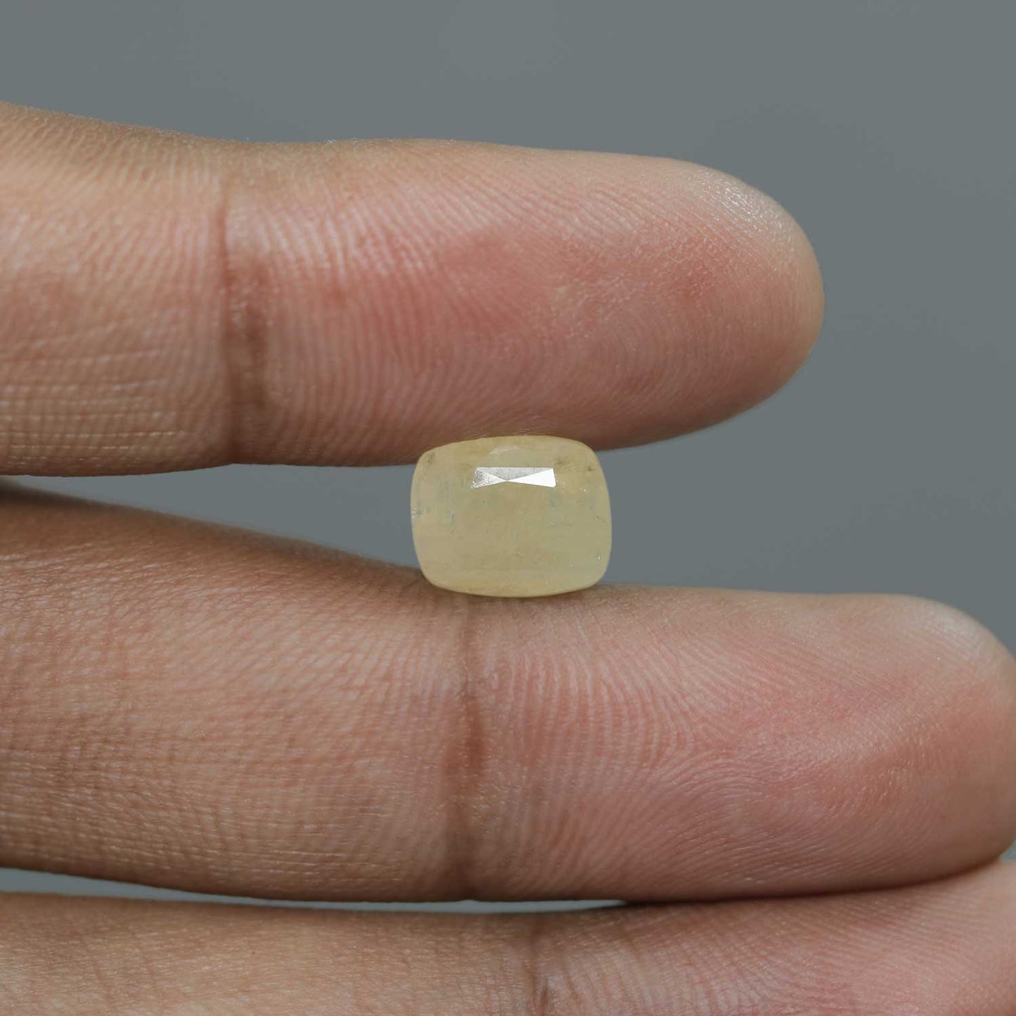 Yellow Sapphire (Pukhraj) - 6.25 Carat