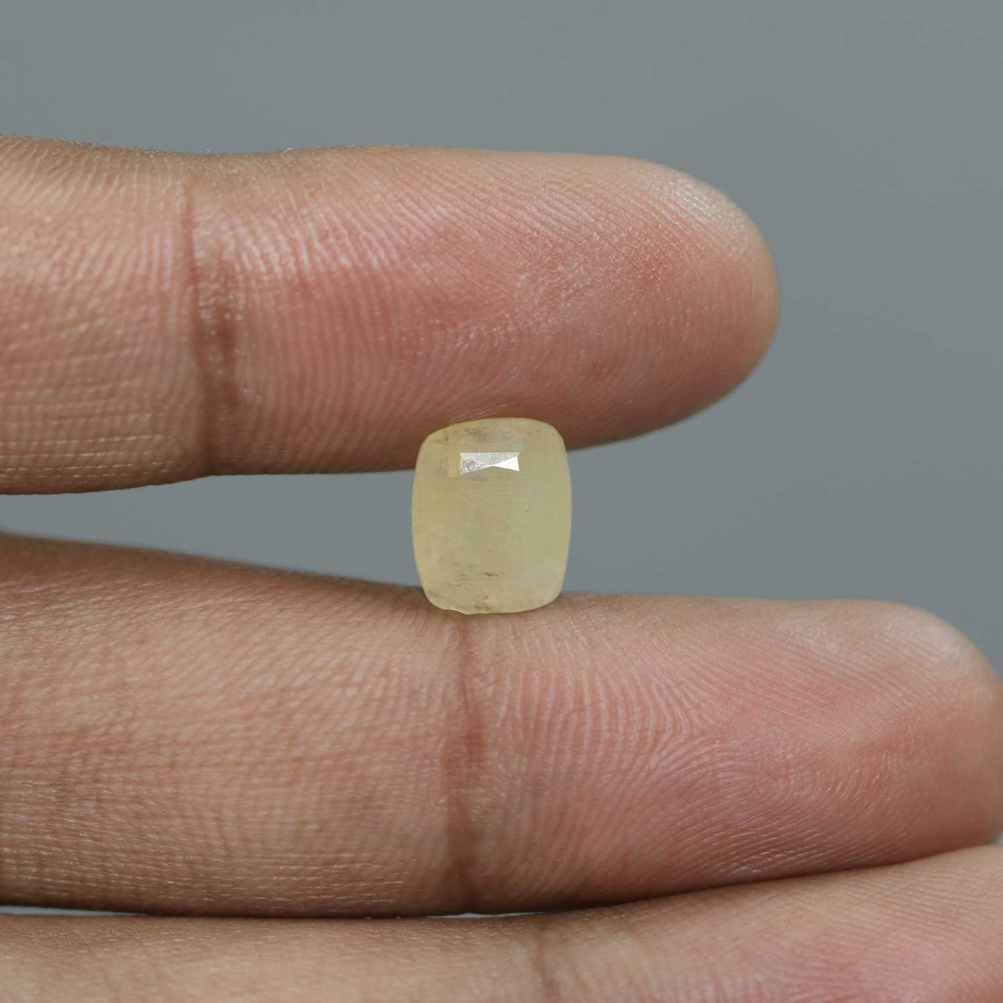 Yellow Sapphire (Pukhraj) - 6.25 Carat