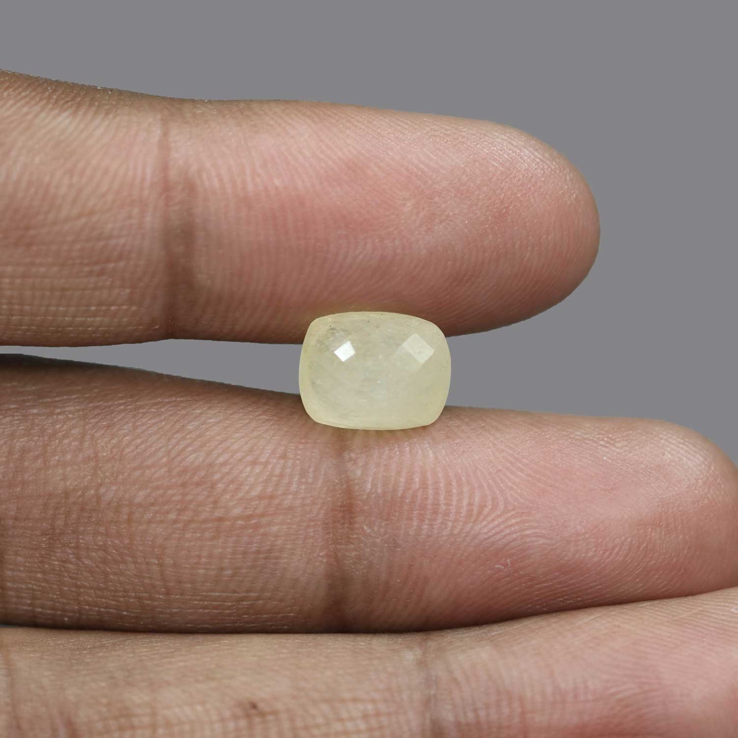 Yellow Sapphire (Pukhraj) - 7.12 Carat