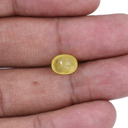 Yellow Sapphire - 4.54 Carat