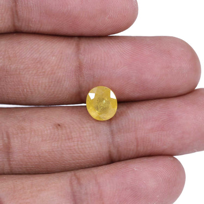 Yellow Sapphire - 4.12 Carat