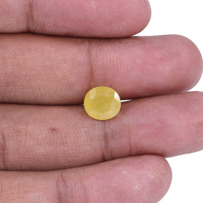 Yellow Sapphire - 4.79 Carat