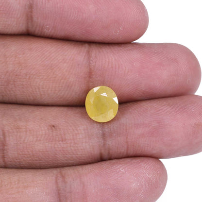 Yellow Sapphire - 4.79 Carat