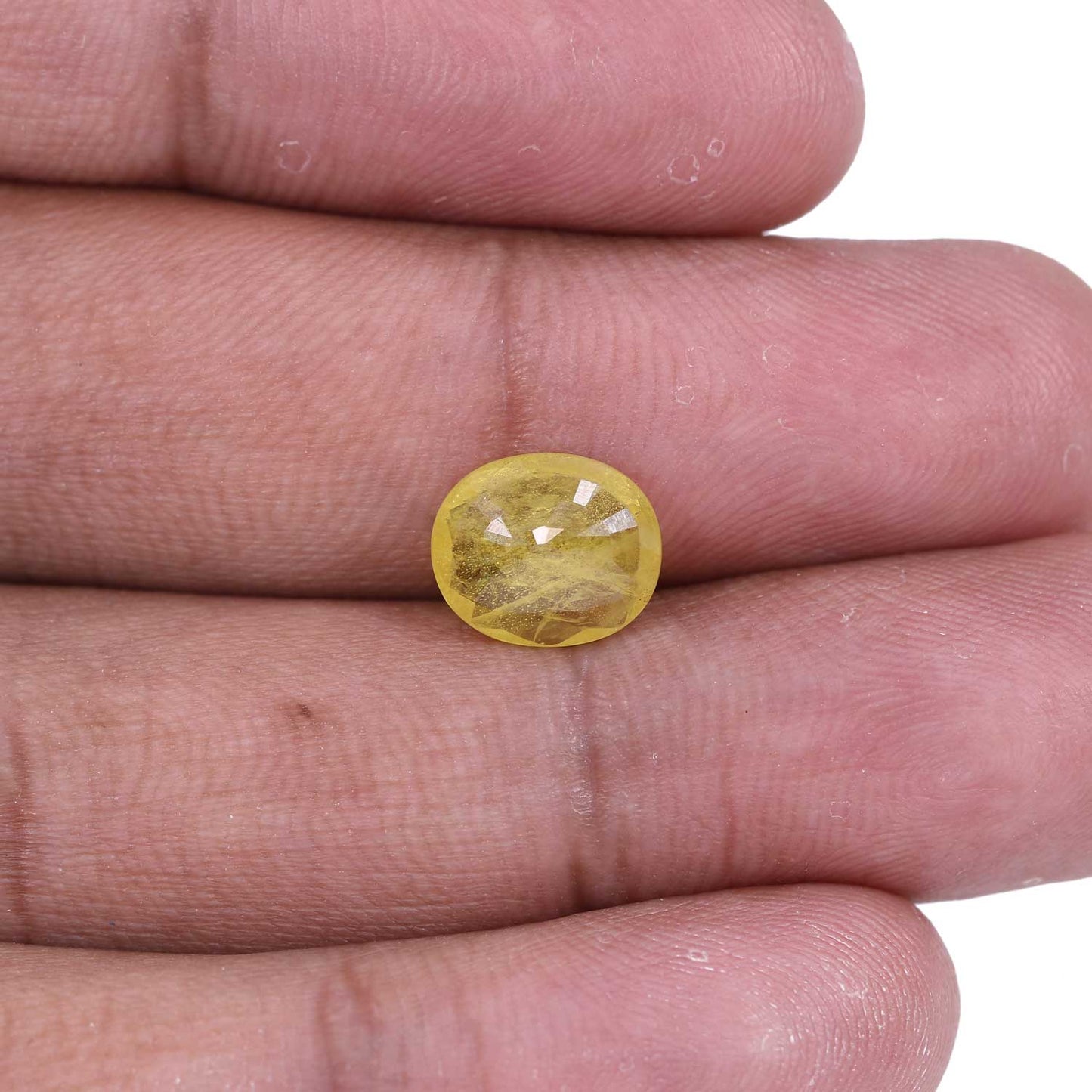 Yellow Sapphire - 4.01 Carat