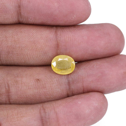 Yellow Sapphire - 4.06 Carat