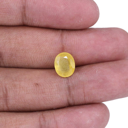 Yellow Sapphire - 4.06 Carat