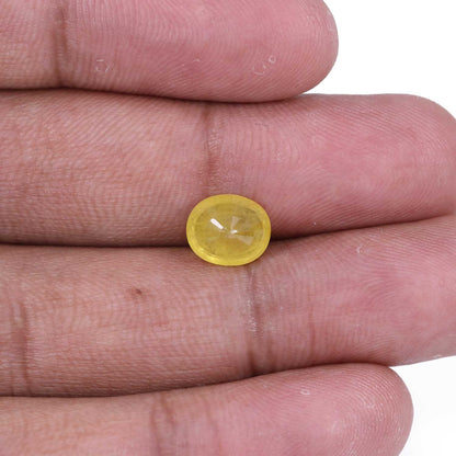 Yellow Sapphire - 4.49 Carat