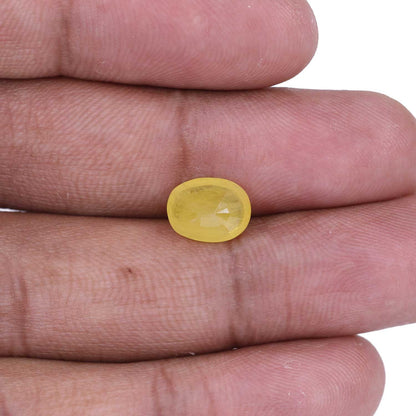 Yellow Sapphire - 4.69 Carat