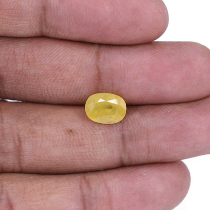 Yellow Sapphire - 4.43 Carat