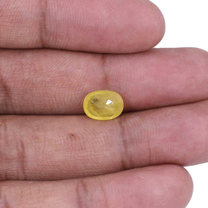 Yellow Sapphire - 4.43 Carat