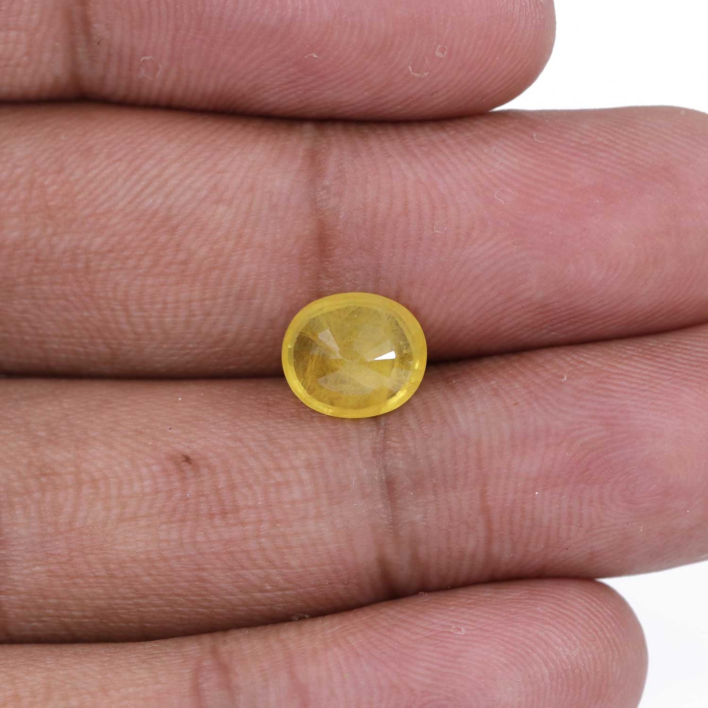 Yellow Sapphire - 4.55 Carat