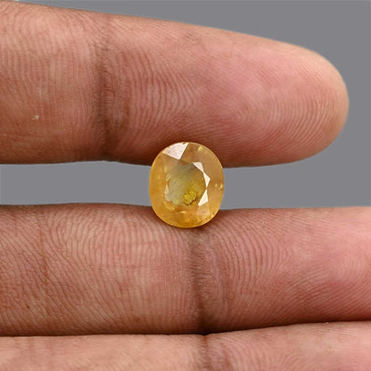 Yellow Sapphire 4.42 Carat