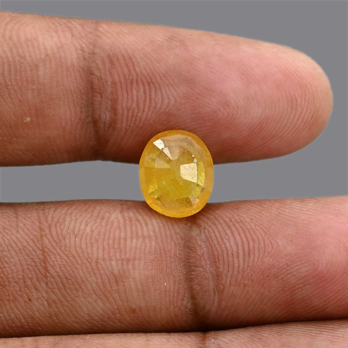 Yellow Sapphire 4.27 Carat