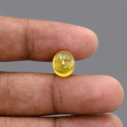 Yellow Sapphire 5.09 Carat