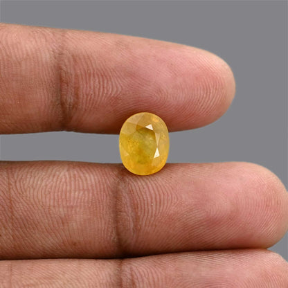Yellow Sapphire 3.95 Carat