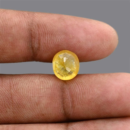 Yellow Sapphire 4.51 Carat