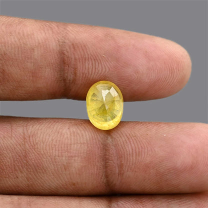 Yellow Sapphire 5.04 Carat