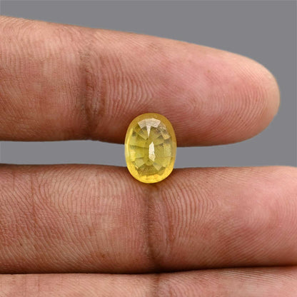 Yellow Sapphire 3.84 Carat
