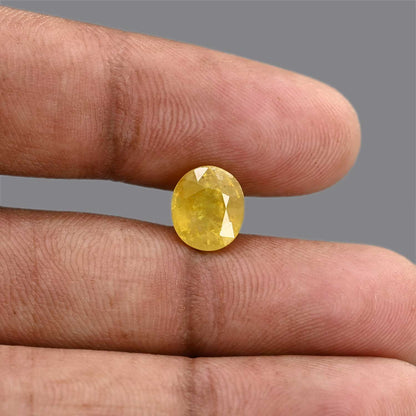 Yellow Sapphire 4.33 Carat