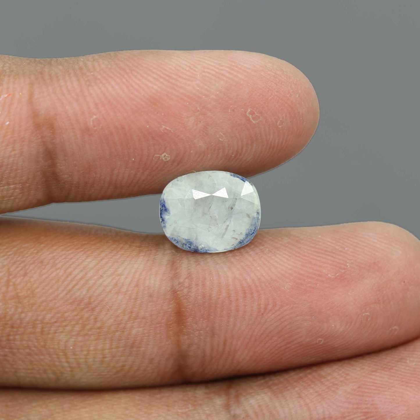 Pitambari Sapphire (Bi Colour) 6.92 Carat