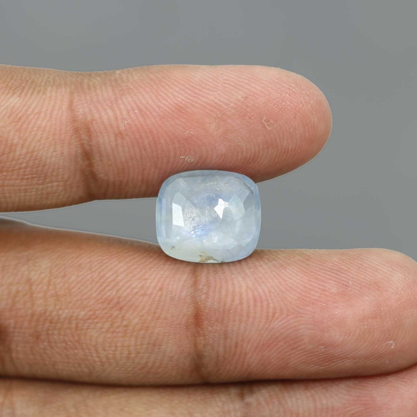 Pitambari Sapphire (Bi Colour) 9.87 Carat