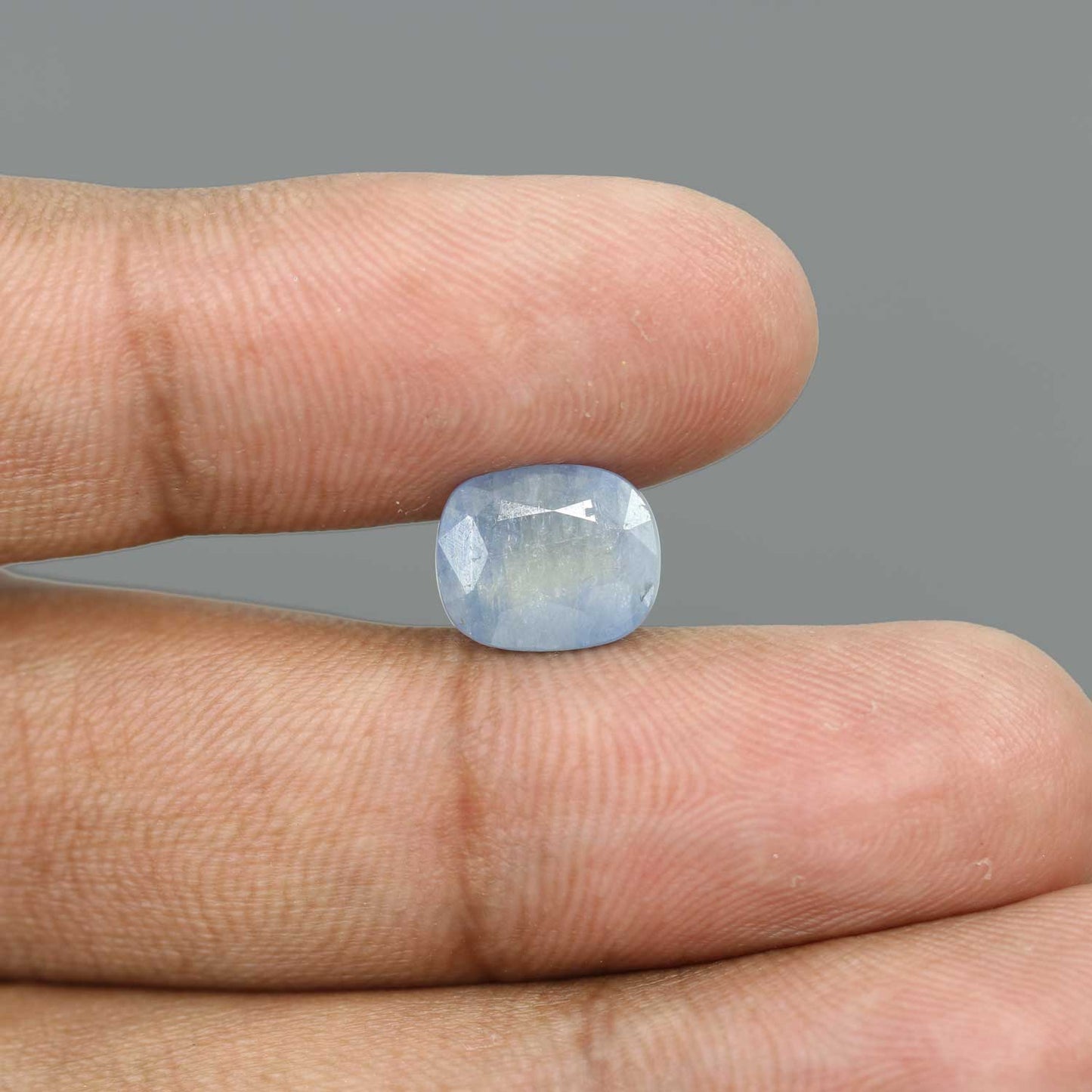 Pitambari Sapphire (Bi Colour) 5.61 Carat