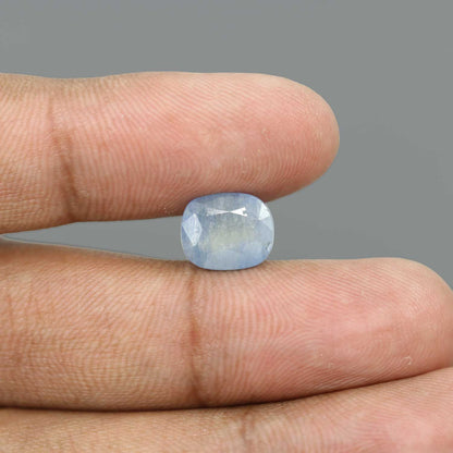 Pitambari Sapphire (Bi Colour) 5.61 Carat