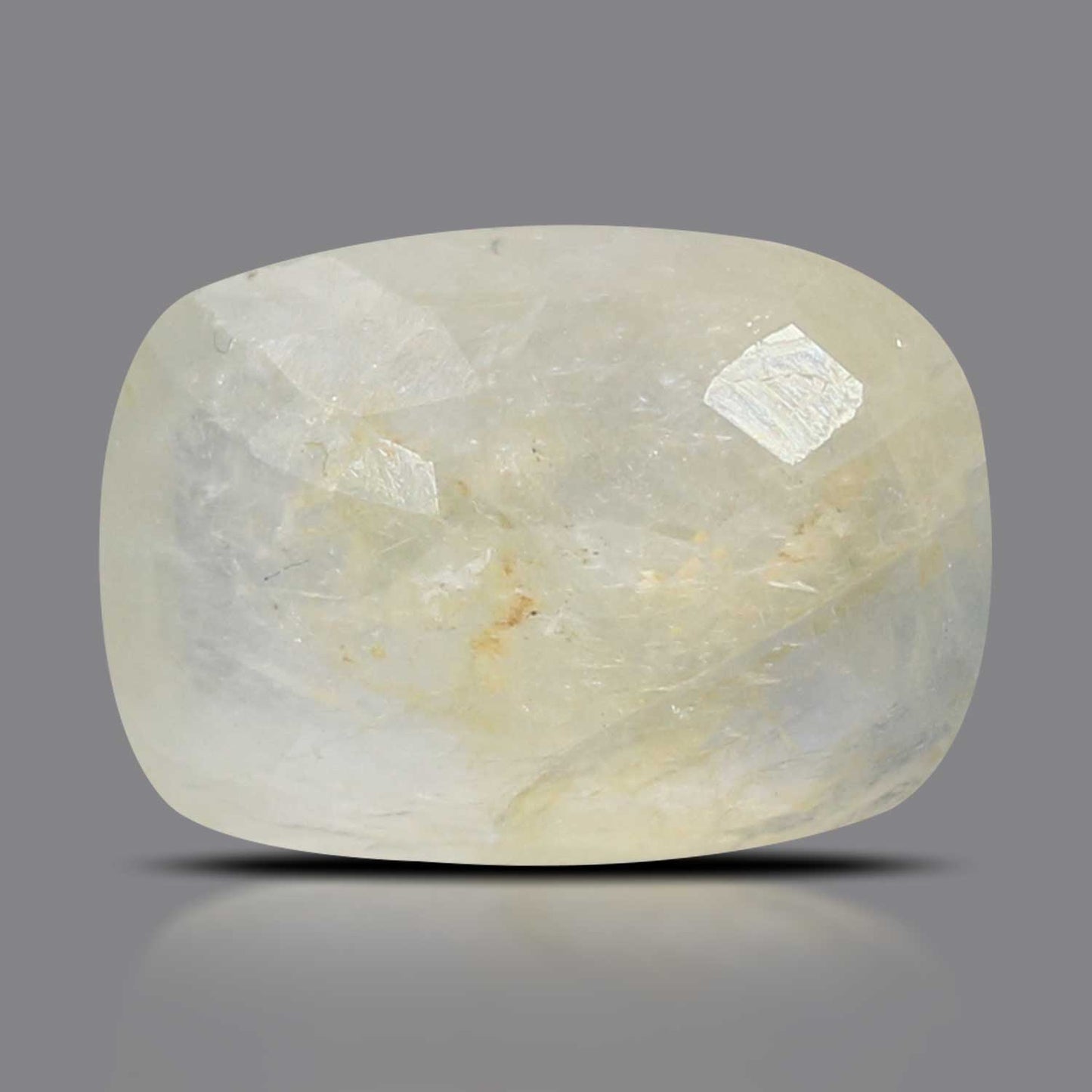 Pitambari Sapphire (Bi Colour) 4.3 Carat